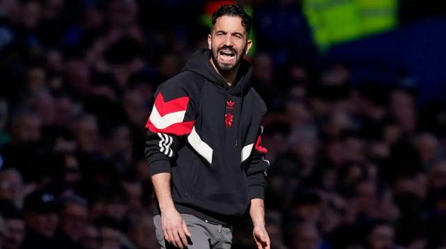 阿莫林：球队踢得太软了 这个赛季我们需要求生