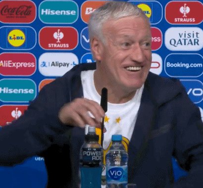 九游娱乐app-德尚保守？不保守？ 反正“收着踢”太久就放不出来了